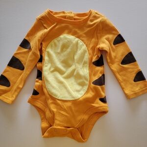 Disney Baby 12-18 months Tigger onesie